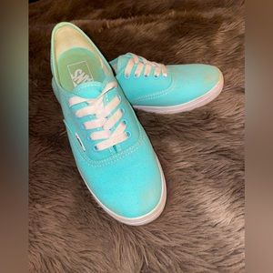 Vans Aqua Size 5 Sneakers